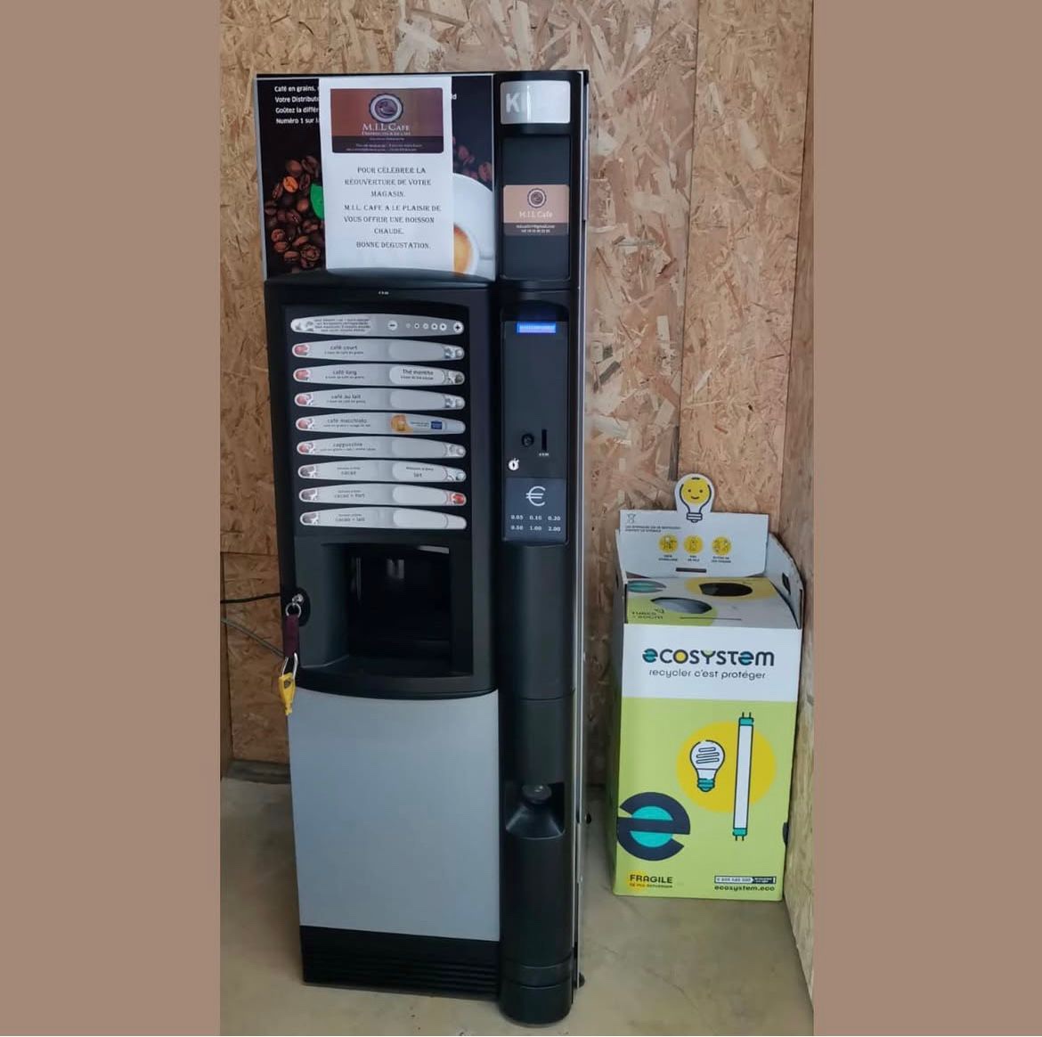 Distributeur boisson chaude